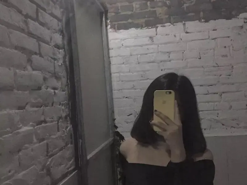 Live performer preview