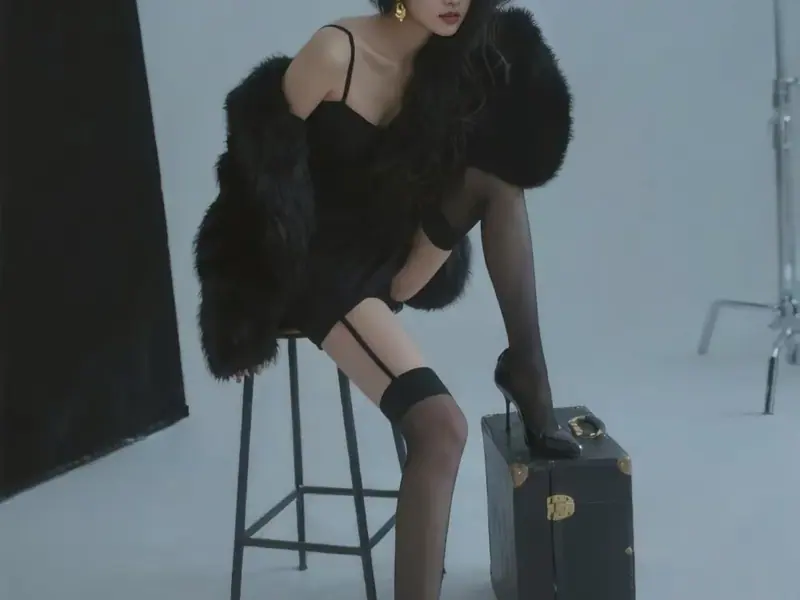Live performer preview